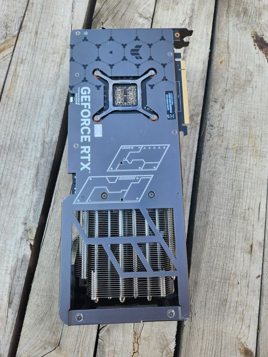 Видеокарта Rtx 4080 16gb Asus tuf Під ремонт