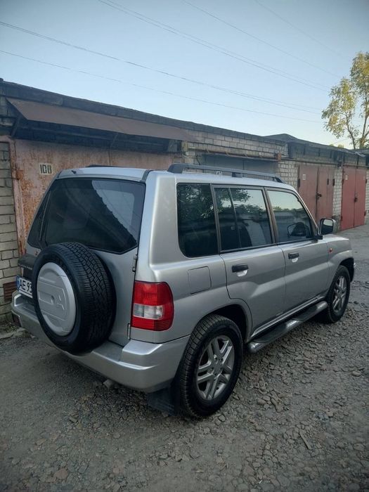 Продам Mitsubishi Pajero Pinin 1.8 AT 4×4