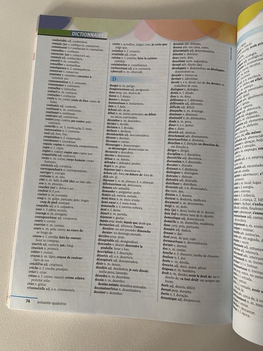Caderno de atividades de Francês Magie des mots 8 ano