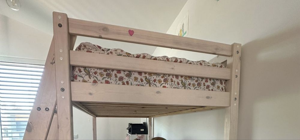Cama alta beliche com secretaria+colchão