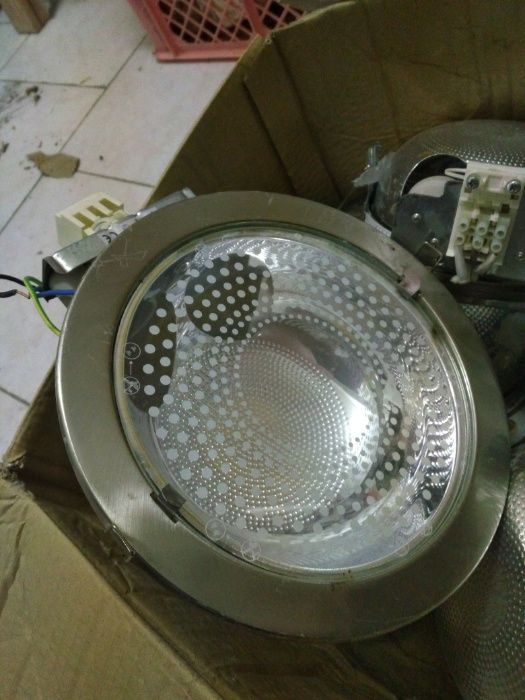 Focos de encastre para espaços comerciais