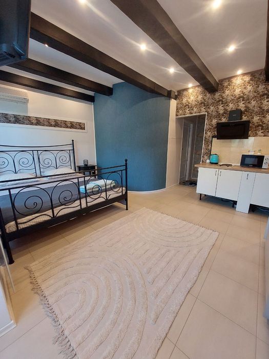 Продается готовый бизнес апарт отель с видом на море в Совиньоне