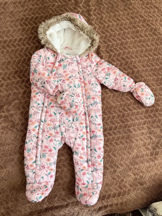 Дитячий зимовий комбінезон для дівчинки