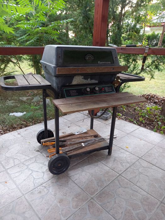 Grill gazowy ogrodowy Kenmore ruchomy