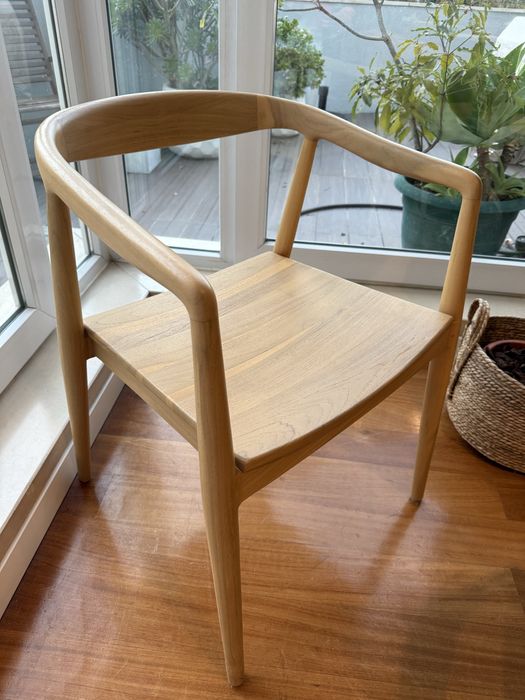 Cadeira com braços de madeira teca clara (1 ou ate 4 unid)