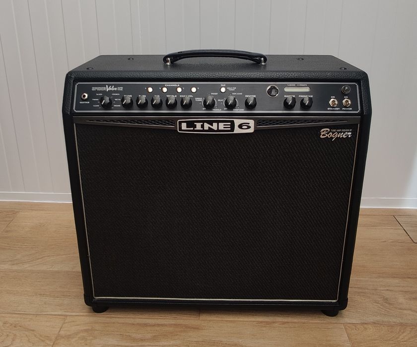 Vendo amplificador Line 6 Spider valve usado