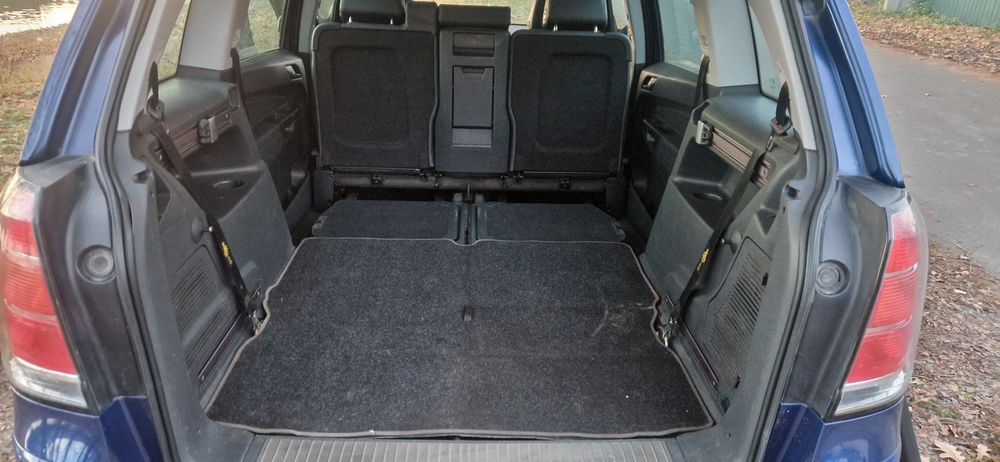 Продам Opel Zafira B 1.8 бензин Cosmo