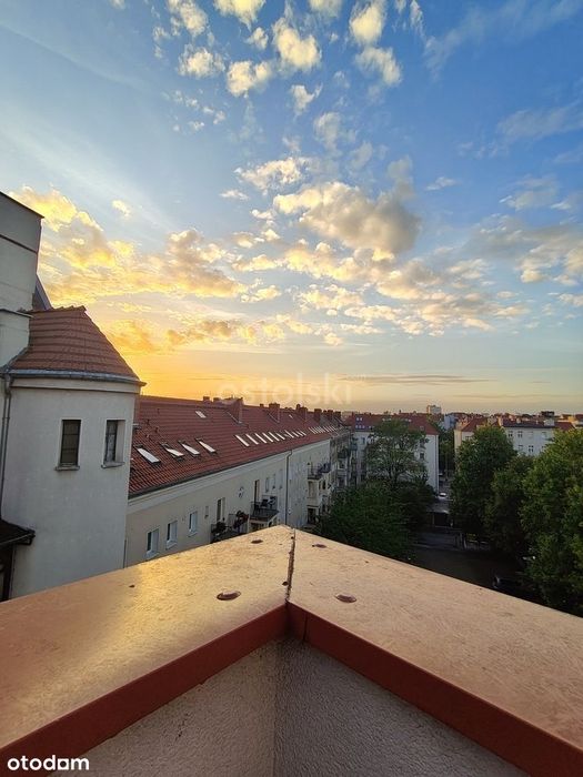 Oryginalny apartament z dużym tarasem