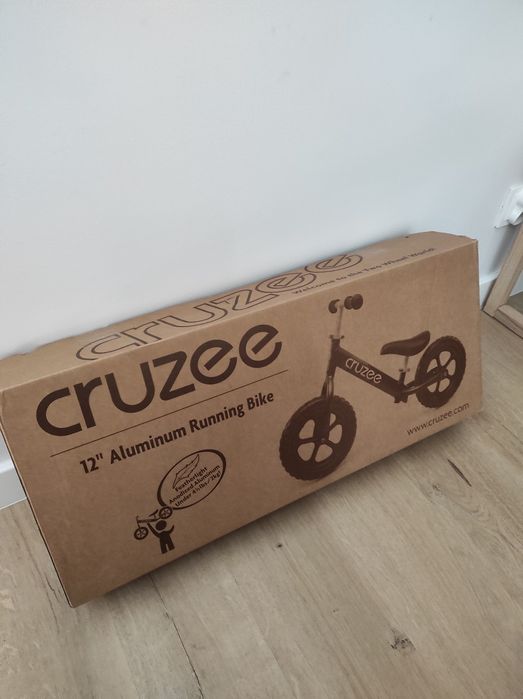 Rowerek biegowy czarny Cruzee