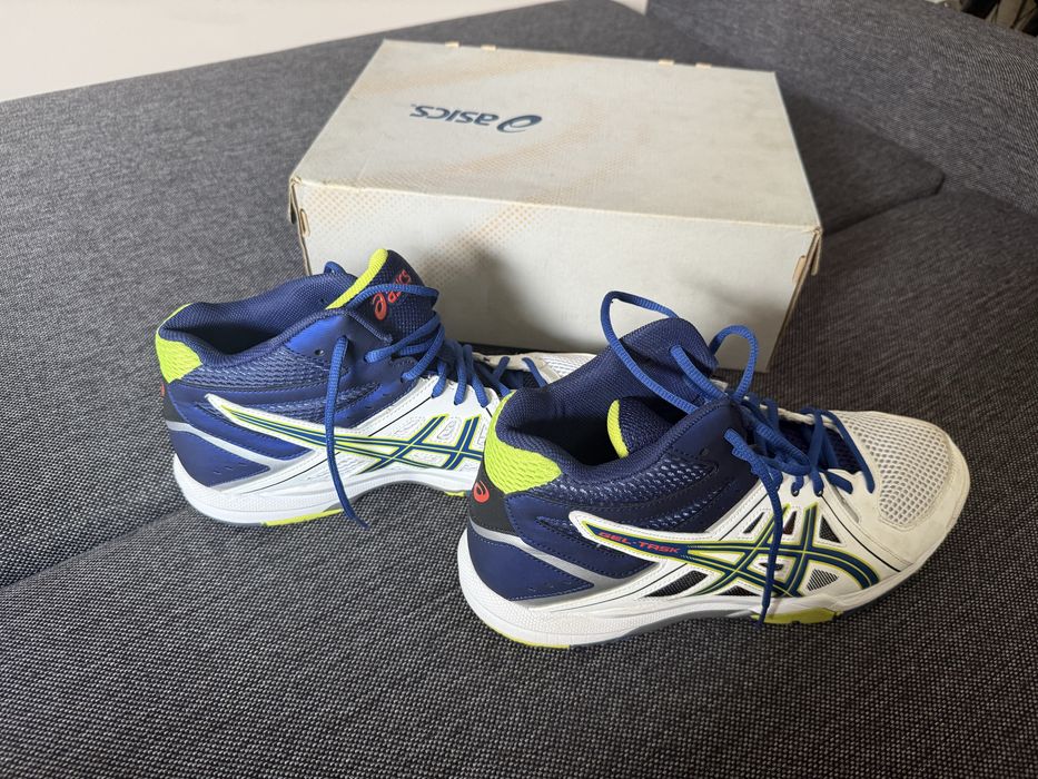 Buty asics gel task mt rozmiar 42.5  siatkarskie