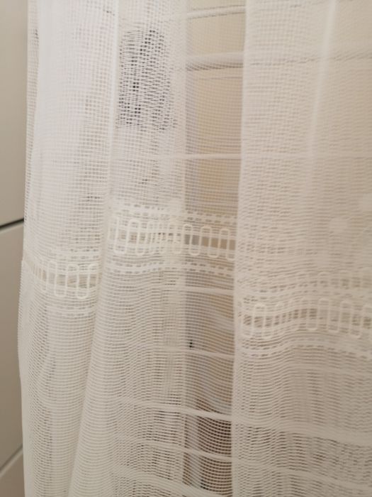 Kawałki firan do wykorzystania
