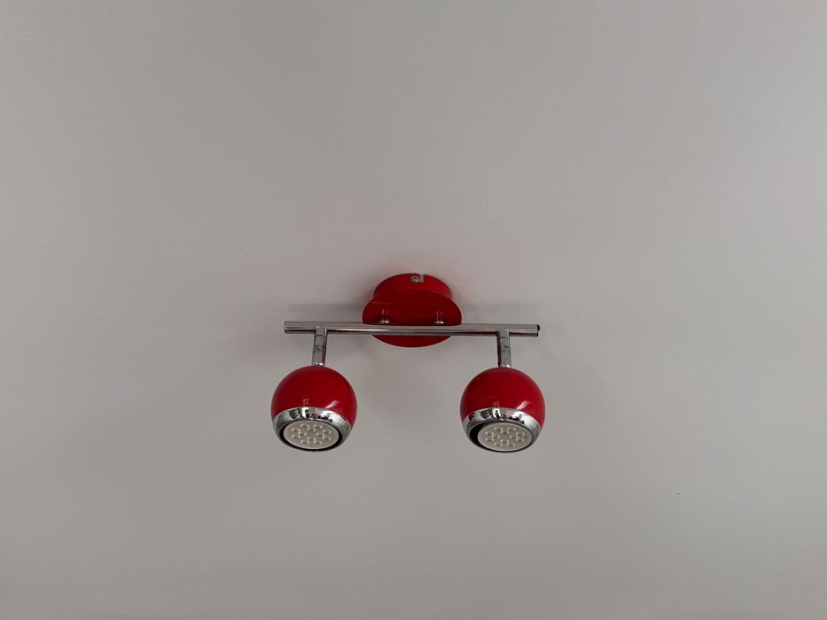 Lampa reflektor kule czerwone