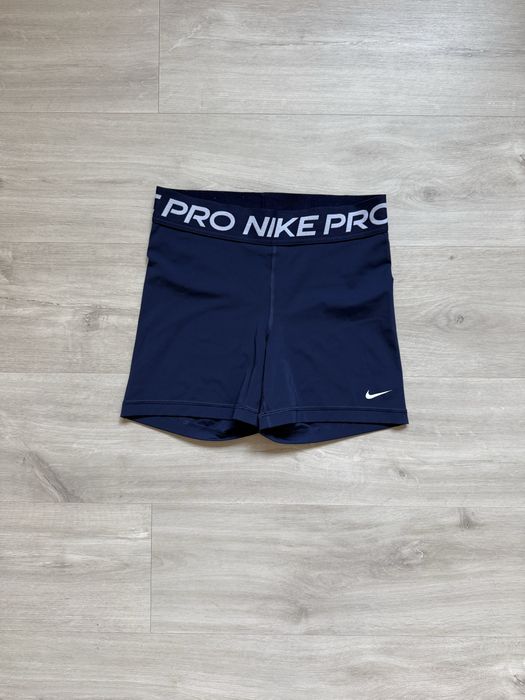 Спортивні шорти nike pro