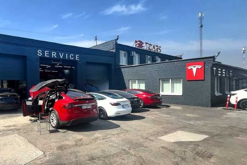 Відновлення Tesla із США. Model 3 Y X S.  Діагностика і ремонт Тесла