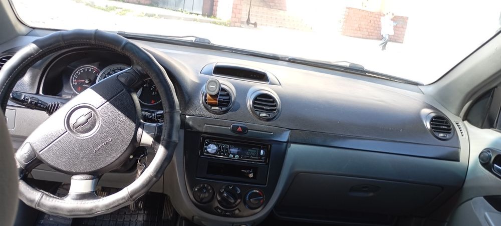 Продаю власний автомобіль