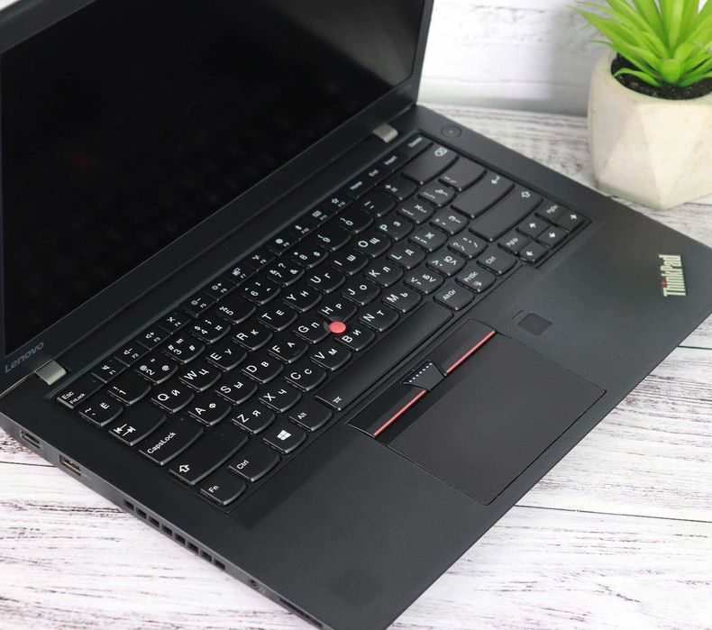 Ноутбук 14" Lenovo ThinkPad T470s Intel Core i5-7300U 8Gb RAM 256Gb SSD NVMe FullHD IPS