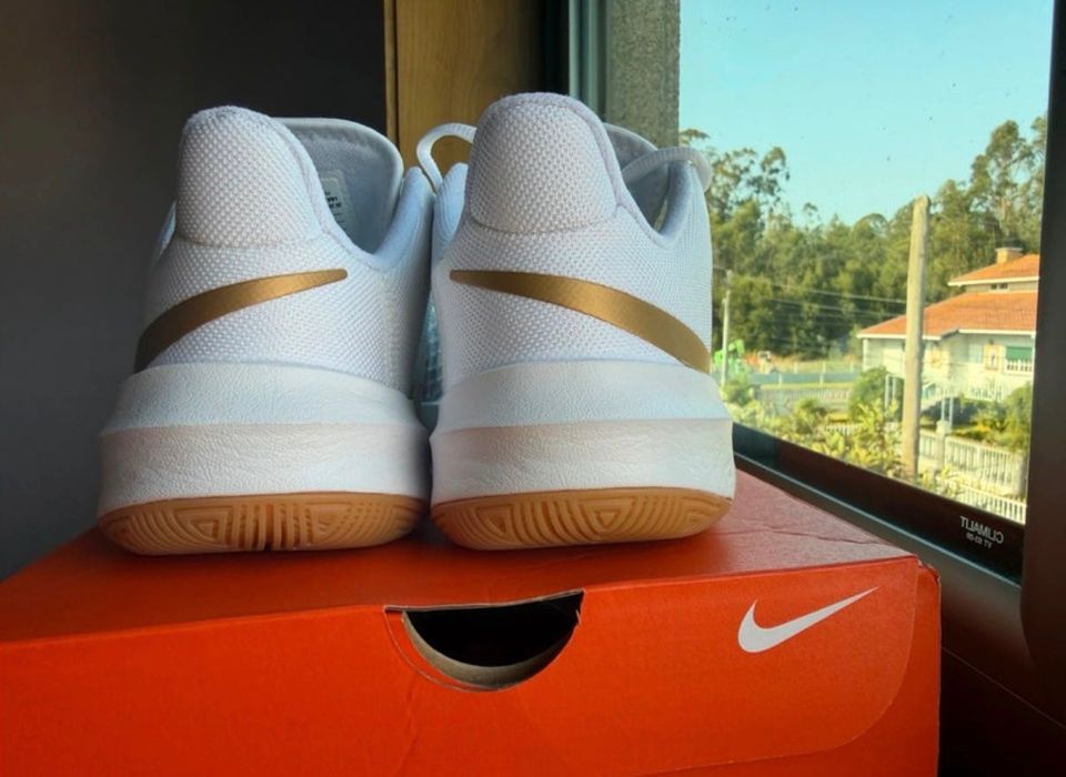 Sapatilhas indoor Nike (andebol/volei)