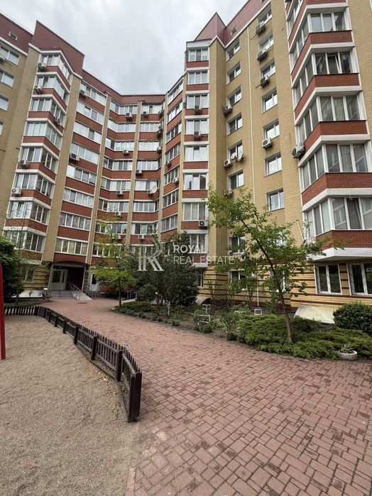 Продаж Квартири 76 м2, вул. Салютна 1б, метро Нивки, Шевченківський район