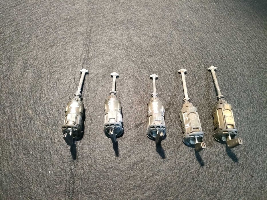 Renault   wkładka zamka w klamkę 1x kluczyk