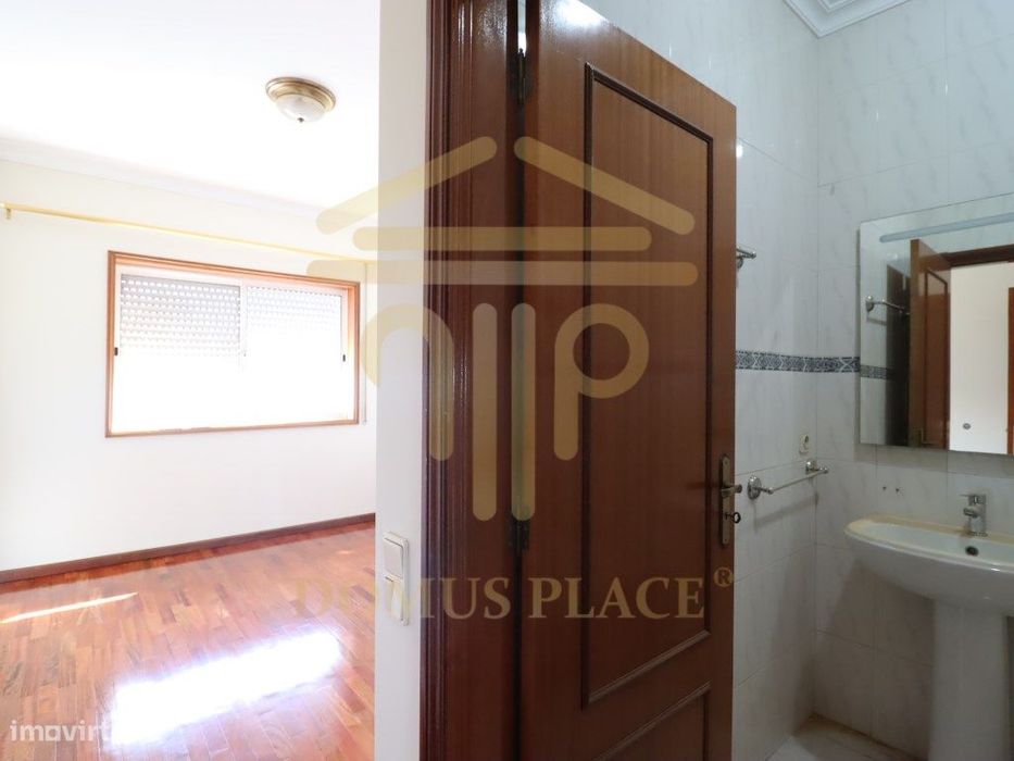Apartamento | T2 Centro De Ermesinde | Arrendamento
