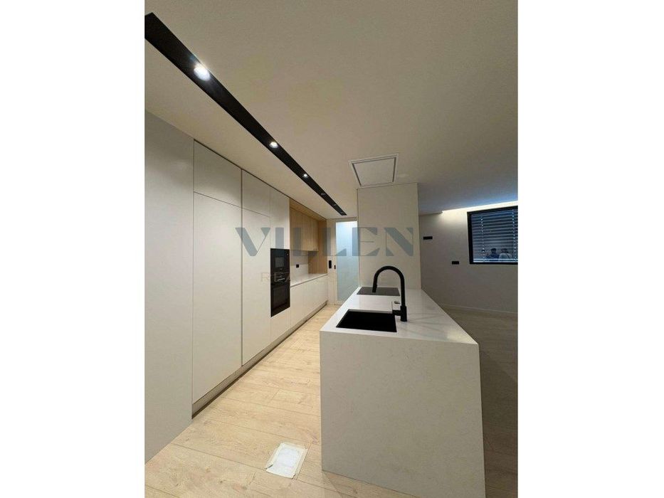 Apartamento T2 | Edifício Bismark