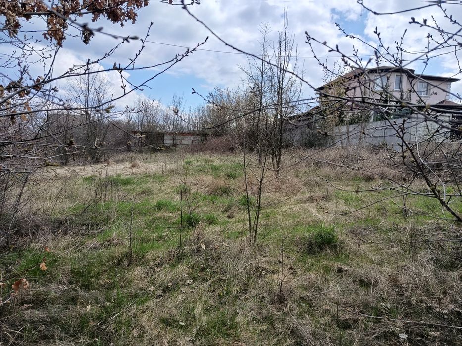 Продам земельный участок под застройку впос Коротич.