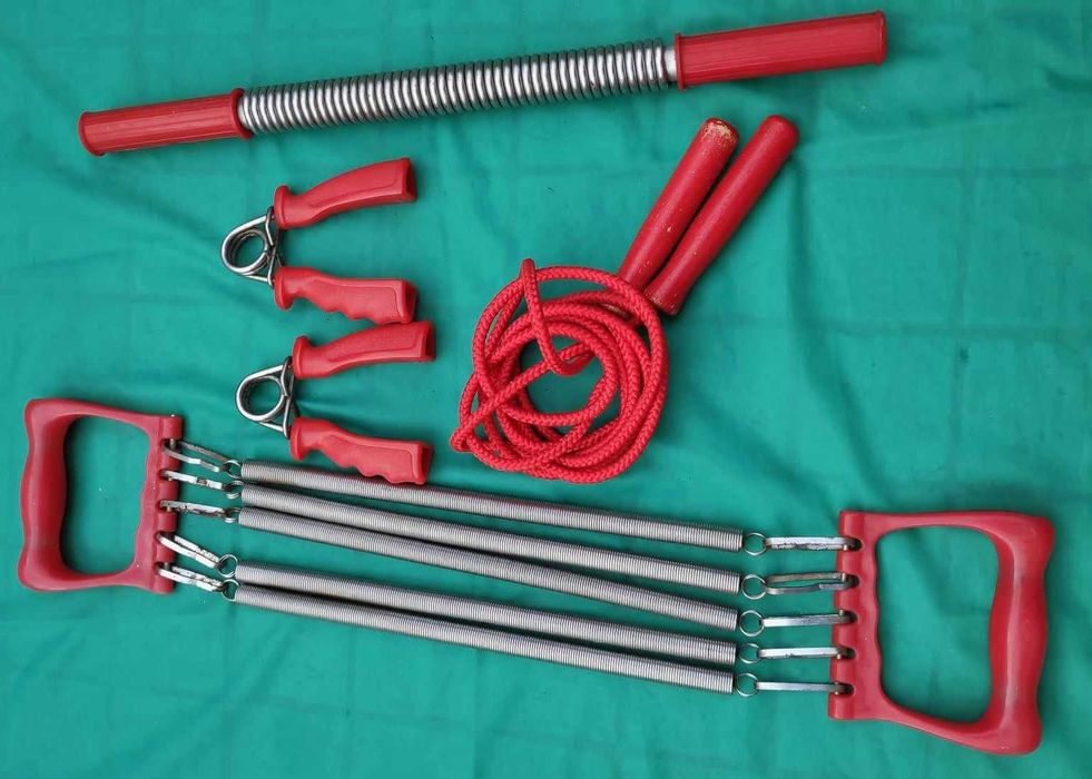 Exercise Equipment Set.64550162390787121