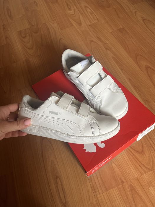 Кросівки дитячі puma, ідеальний стан