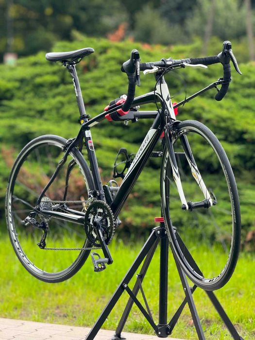 MARKOWY Aluminiowy rower kolarzówka, szosa "SPECIALIZED Secteur", Rama M/L, Koła 28
