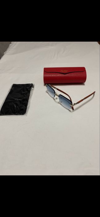 Oculos Cartier com lentes azuis e com bolsa