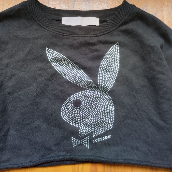 Playboy свитшот кроп  со стразами