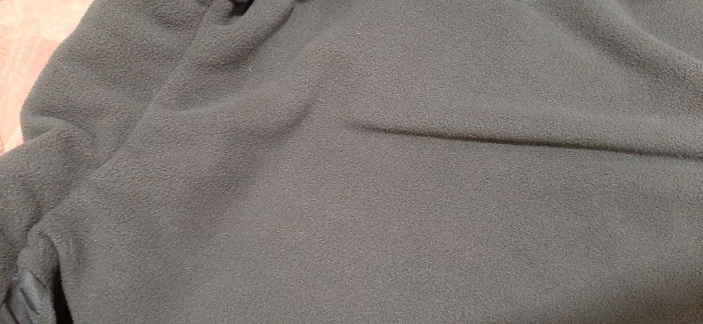 Жилетка чоловіча