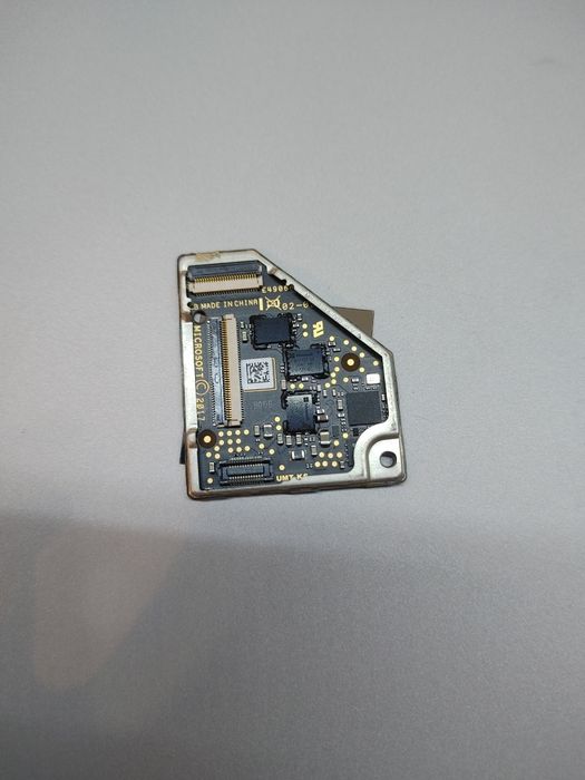 Microsoft Surface Book 2 запчастини планшет