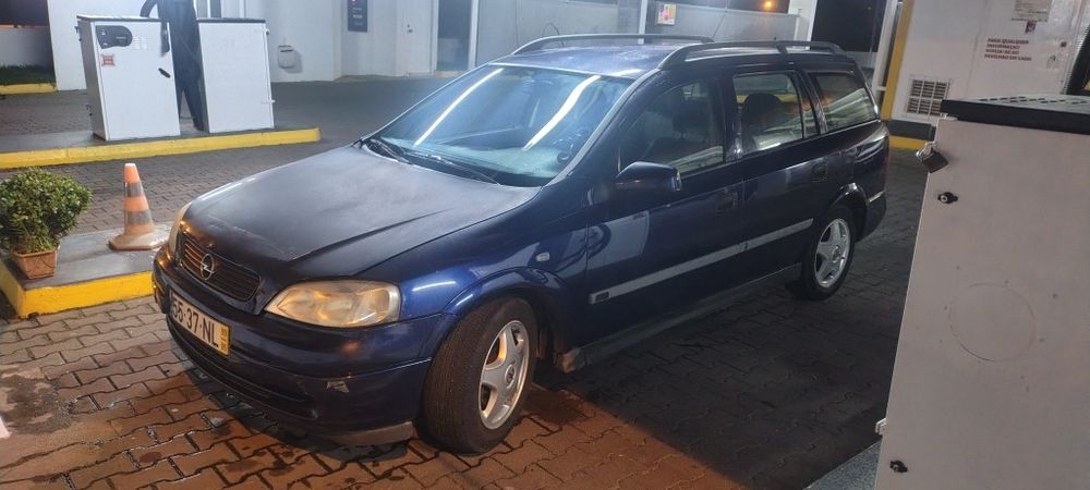 Vende- se carrinha