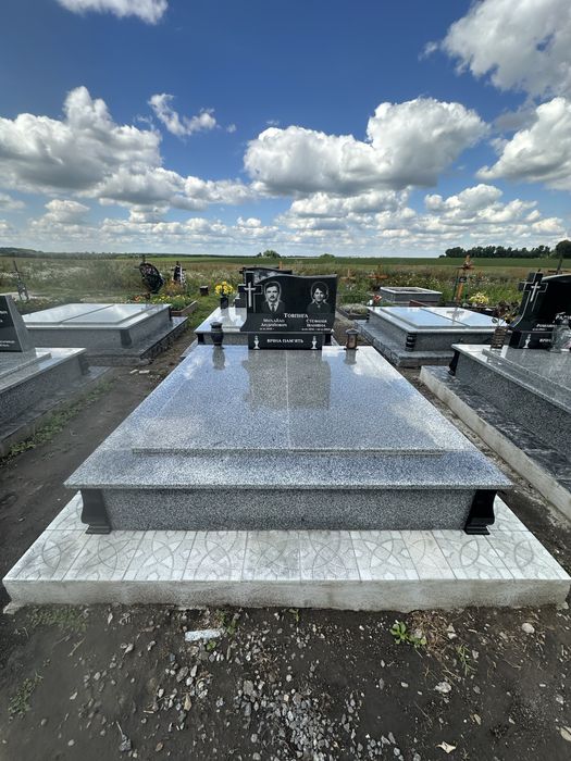 Памятники і монтаж памʼятники з граніту, швидко і якісно