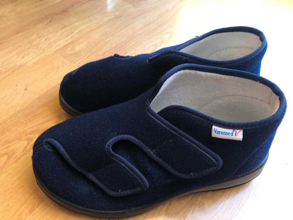 Granatowe buty ortopedyczne rozm. 38
