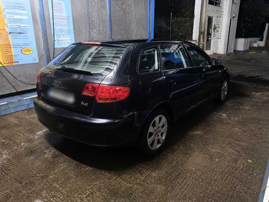 Audi A3 Sportback 1.6 FSI - 115cv - Muito bem estimado