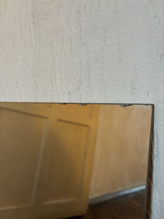Дзеркало настінне 56х63