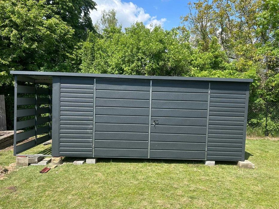 Garaż Schowek Ogrodowy 5×3 + 1×3 wiata Panelowa ciemny grafit MAT