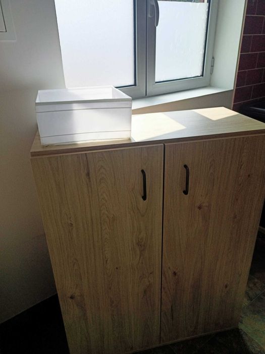 PRENDA NATAL - Sapateira elegante, espaçosa, com apenas 6 meses de uso