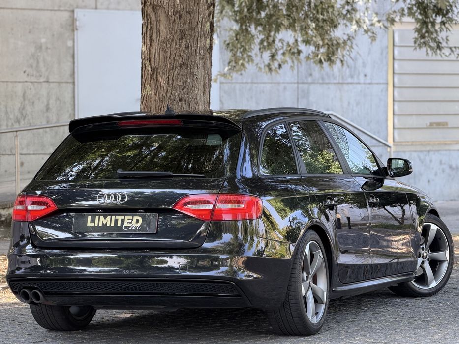 AUDI A4 2.0 TDI S-LINE