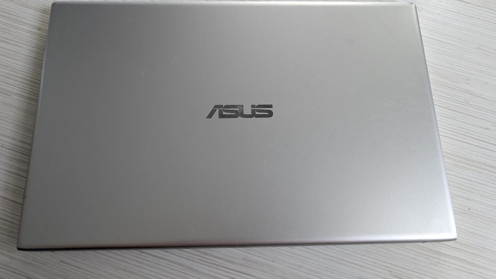 Laptop ASUS VivoBook X512D | Ryzen 5 | 8GB RAM | 256GB SSD | Radeon Vega 8 | Win10
