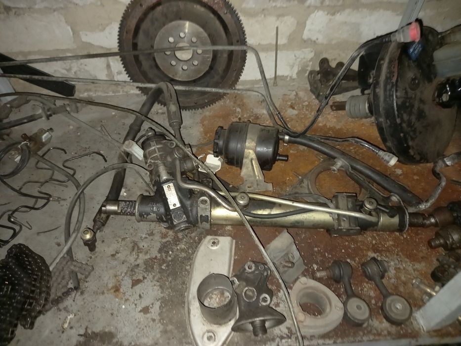 Запчасти бмв е30