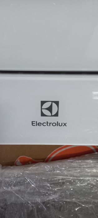 Вбудована мікрохвильова піч Electrolux