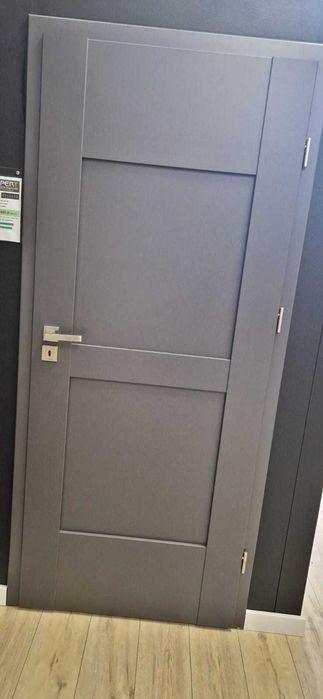 Wyprzedaż ekspozycji drzwi skrzydła promocja nowe