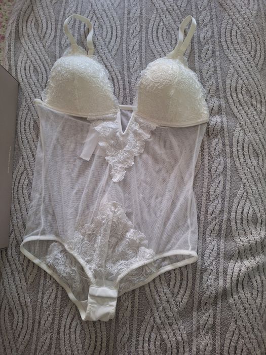 Body Ivette Bridal