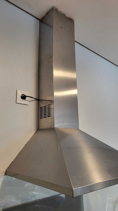 Exaustor IKEA em ótimo estado