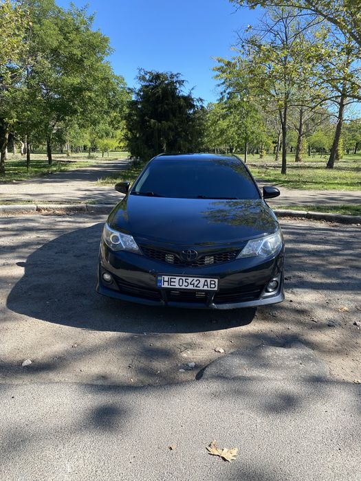 Продам toyota camry 2014