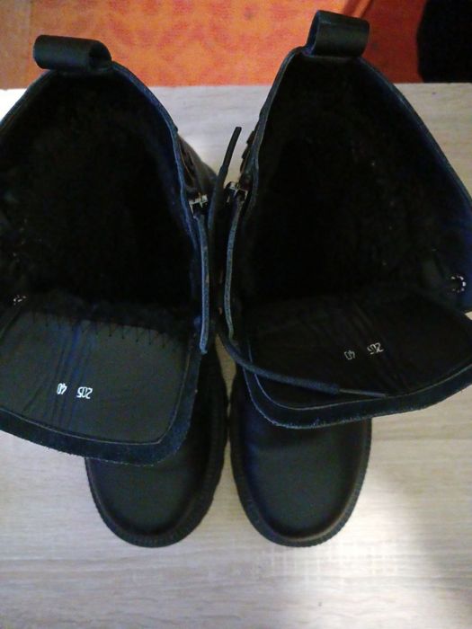 Зимові жіночі ботінки