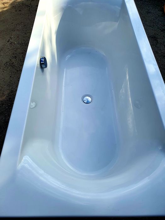 Wanna prostokątna Riho Lusso 180x80 215l akrylowa biała syfon chrom